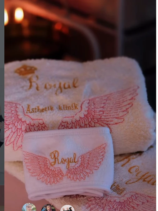 Royal-Markenmotiv mit bestickten Handtüchern aus einem bereitgestellten Screenshot